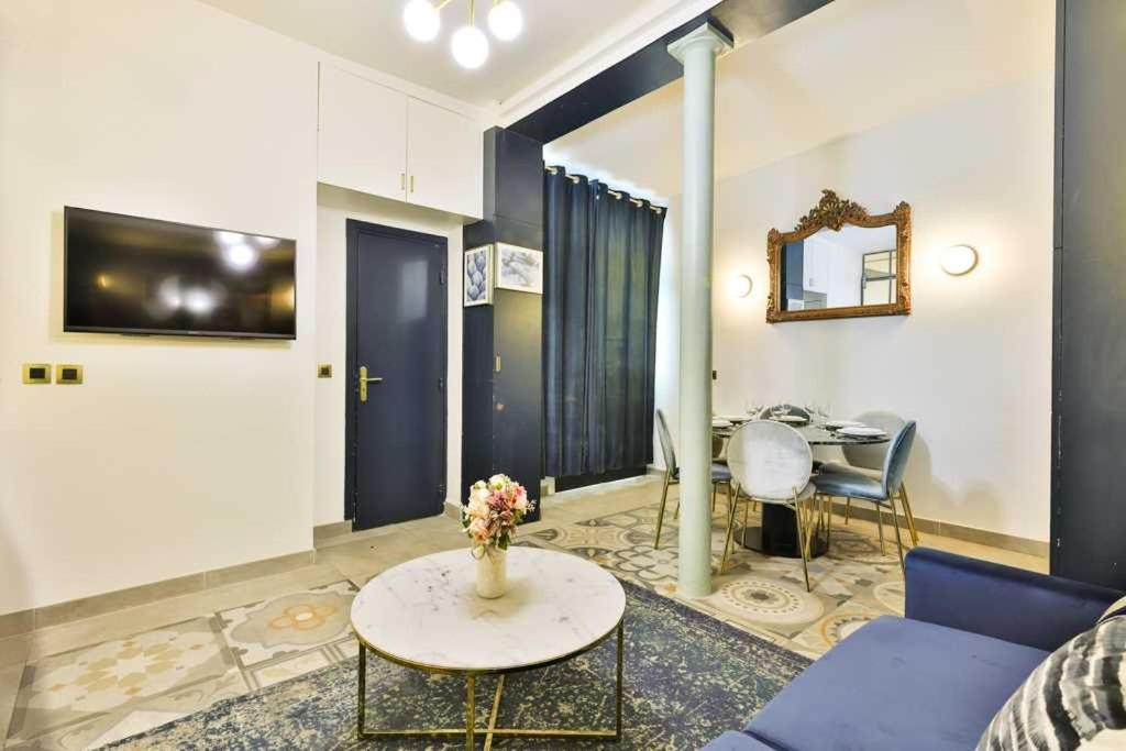Apartment Lovely Loft With 2 Bedrooms Air Conditioned *