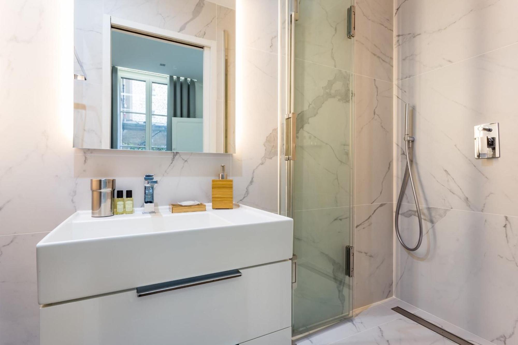 Peaceful - 1br- 4p - Eiffel Tower Apartamento