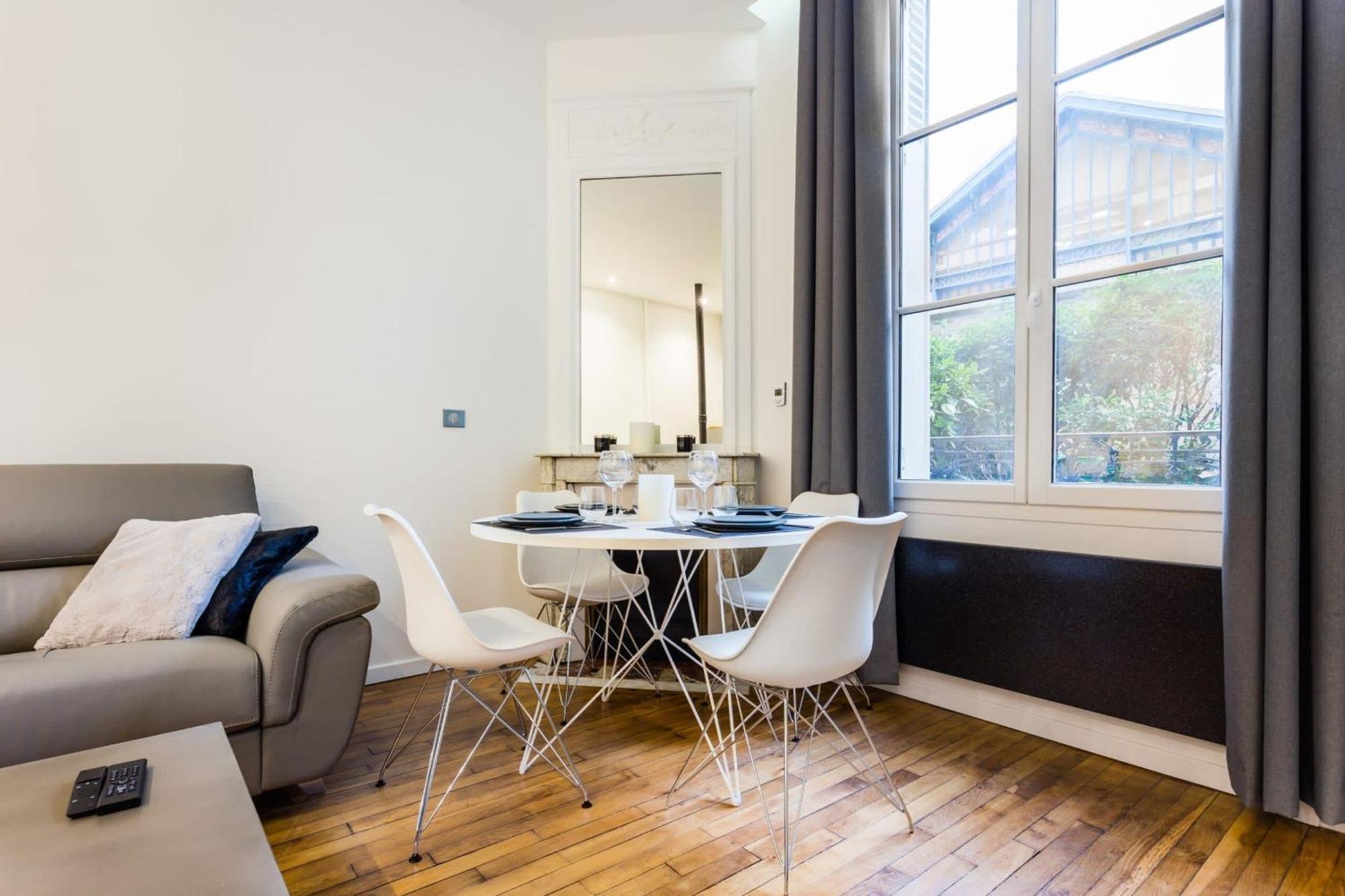 Peaceful - 1br- 4p - Eiffel Tower * Paris