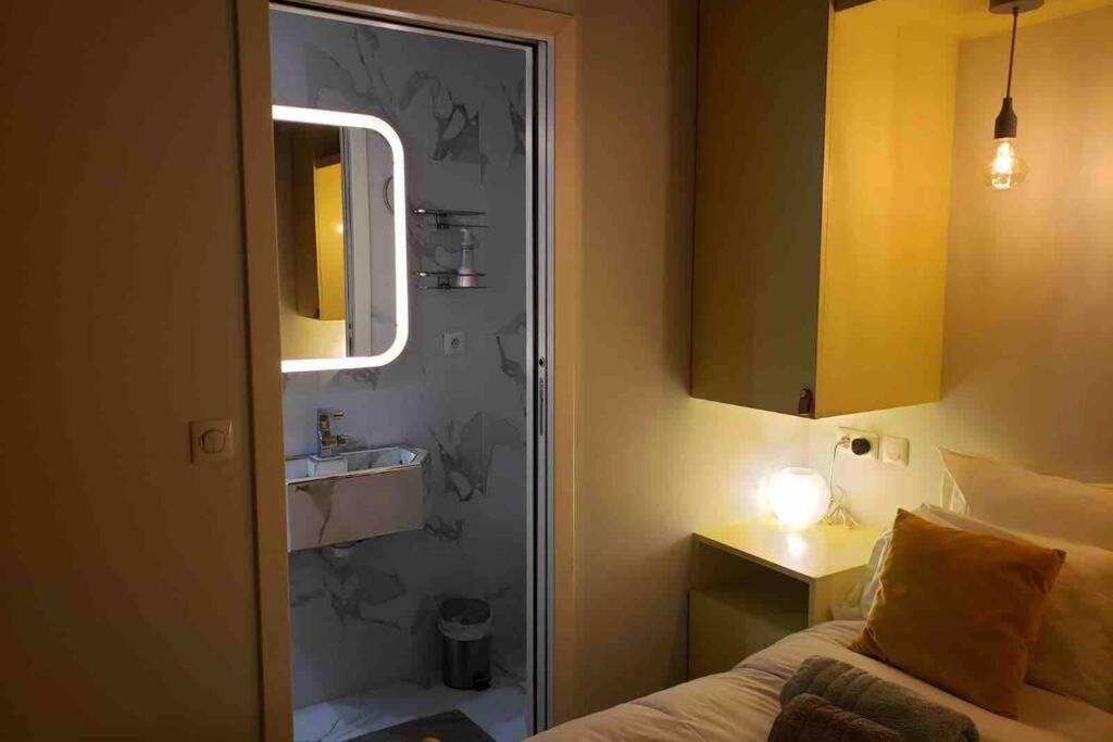 Charming Saint Germain Pres Rue De Ciseaux Apartamento