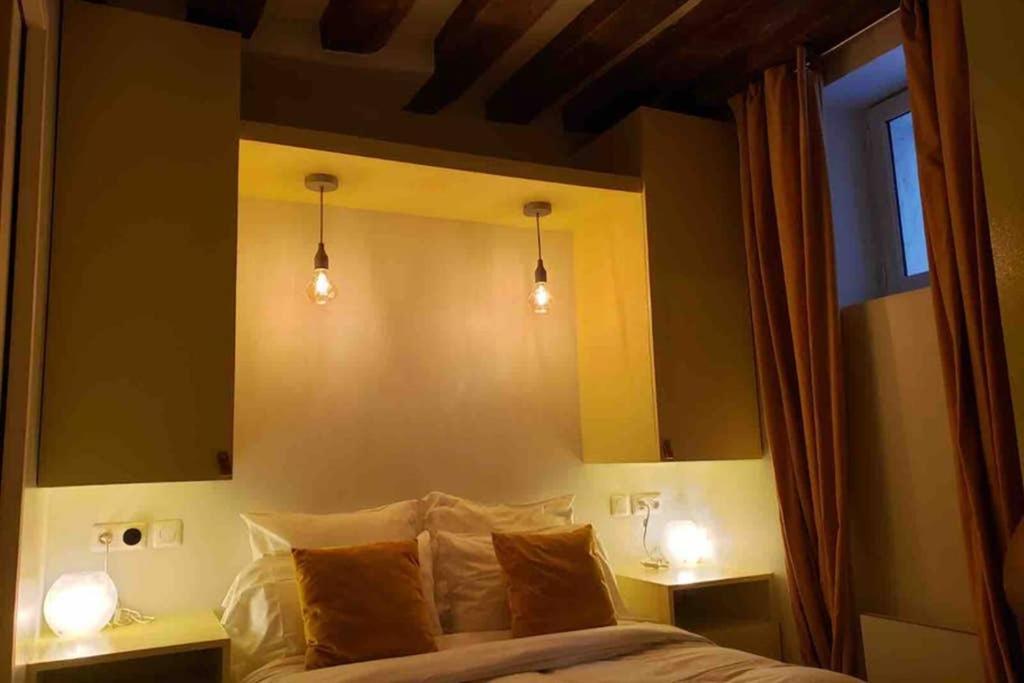 Charming Saint Germain Pres Rue De Ciseaux Appartement *