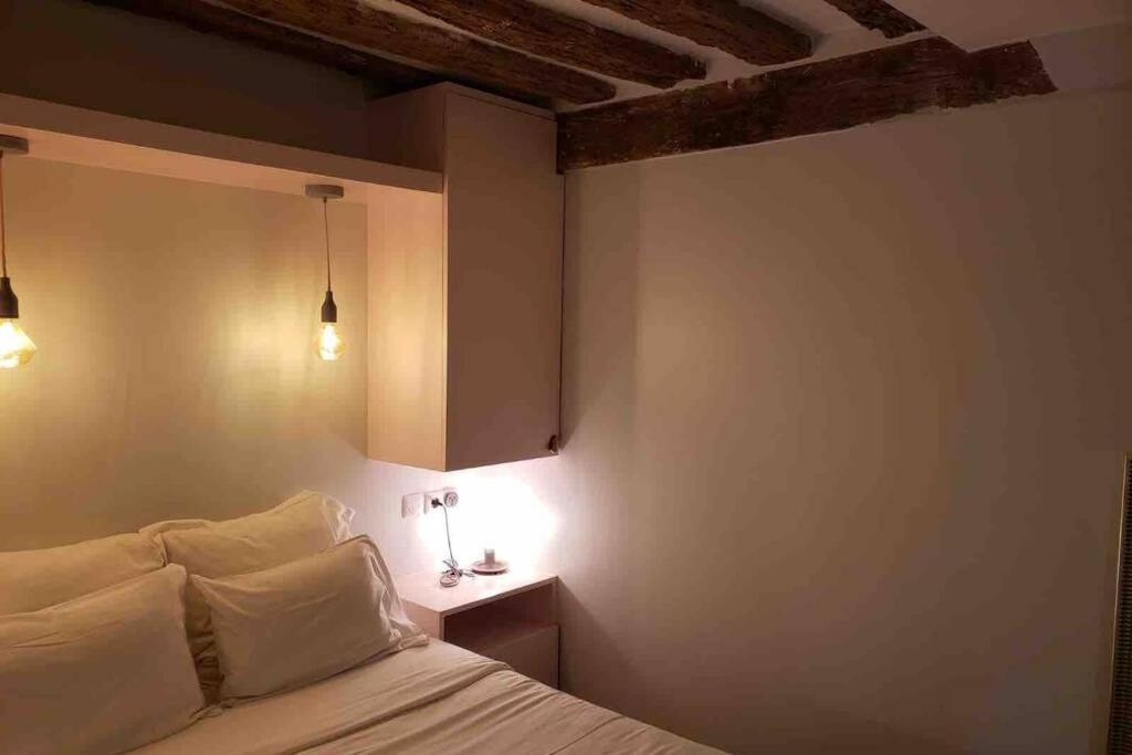 Appartement Charming Saint Germain Pres Rue De Ciseaux