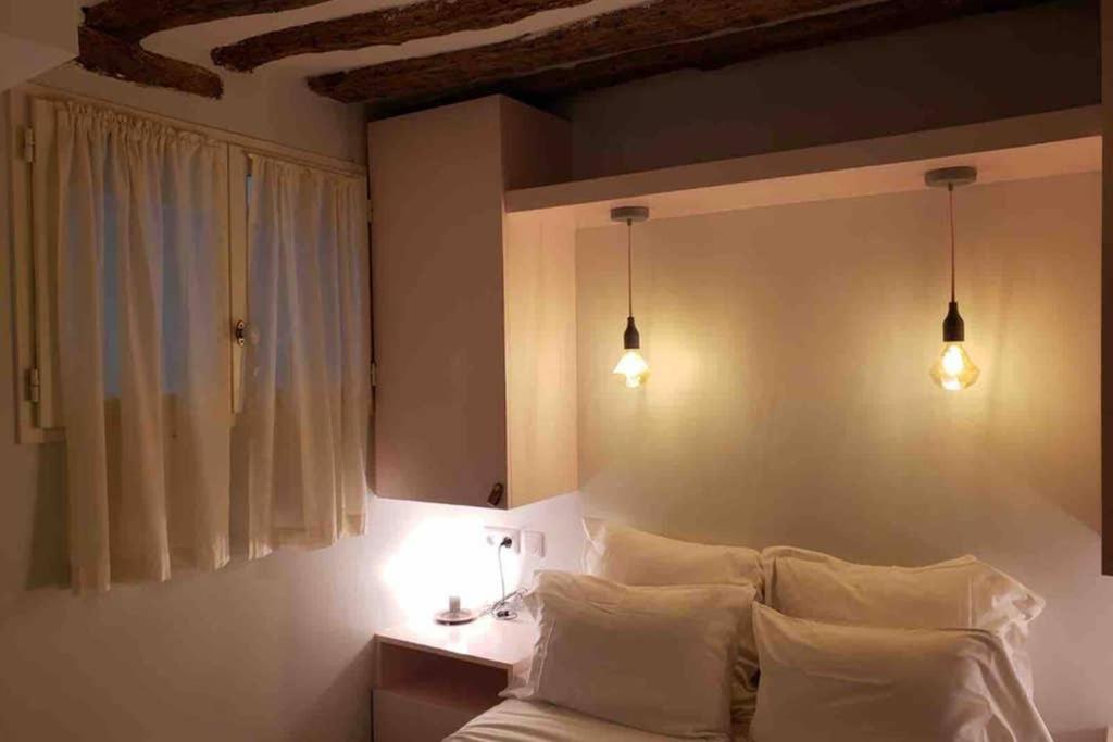 Charming Saint Germain Pres Rue De Ciseaux Appartement *