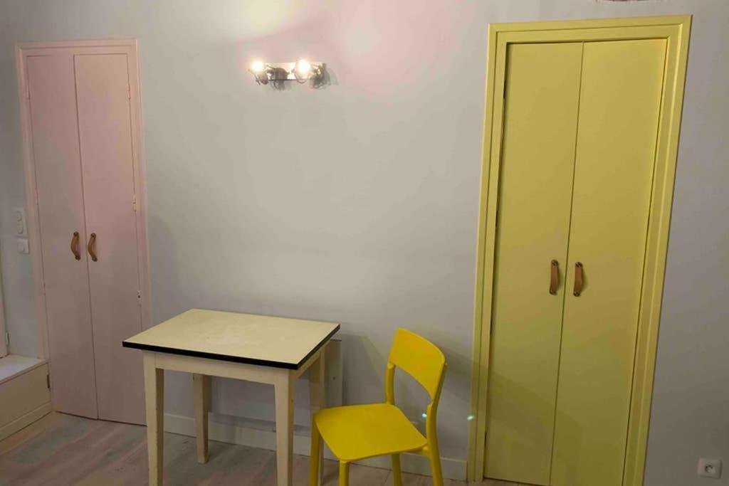 Charming Saint Germain Pres Rue De Ciseaux Appartement Paris
