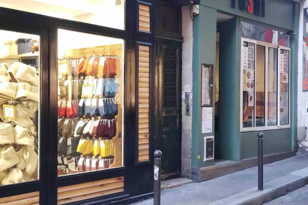 Charming Saint Germain Pres Rue De Ciseaux *