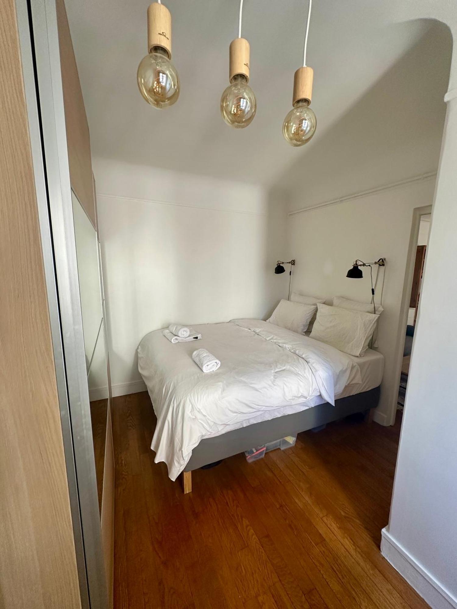 Contemporain Chic Paris