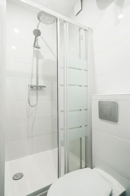 Blue 1 Bedroom #montparnasse #alesia Apartment Paris
