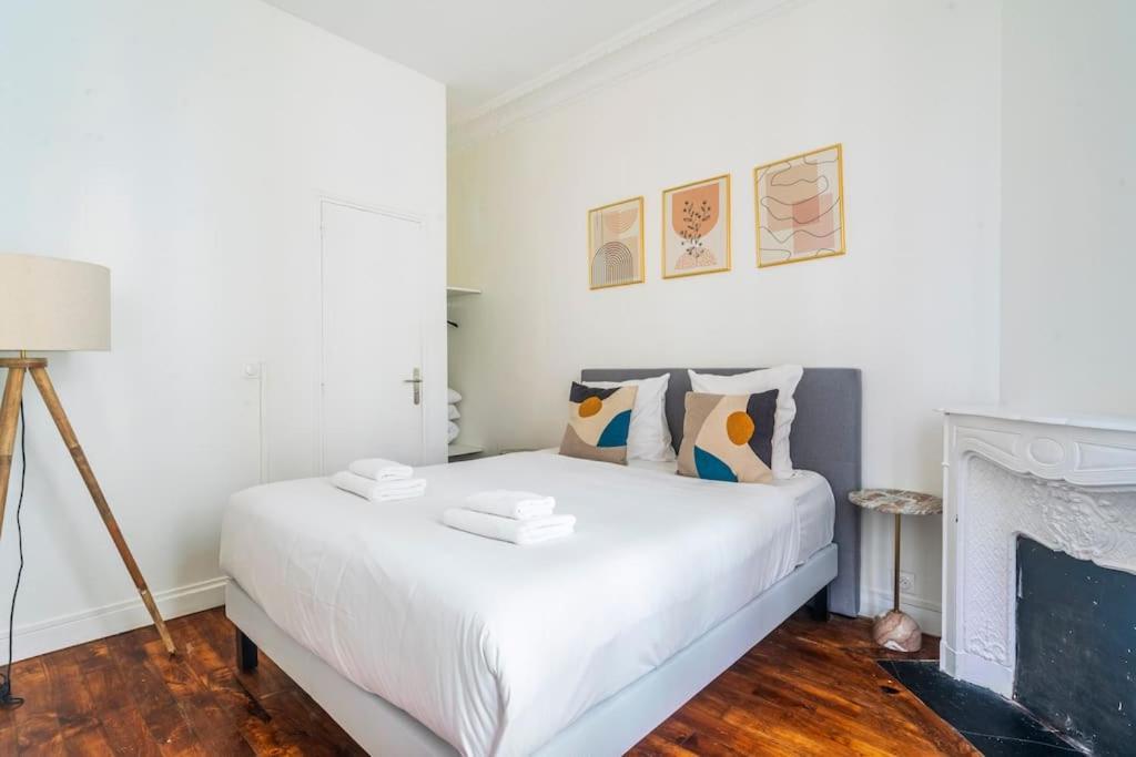 Apartment Blue 1 Bedroom #montparnasse #alesia Paris