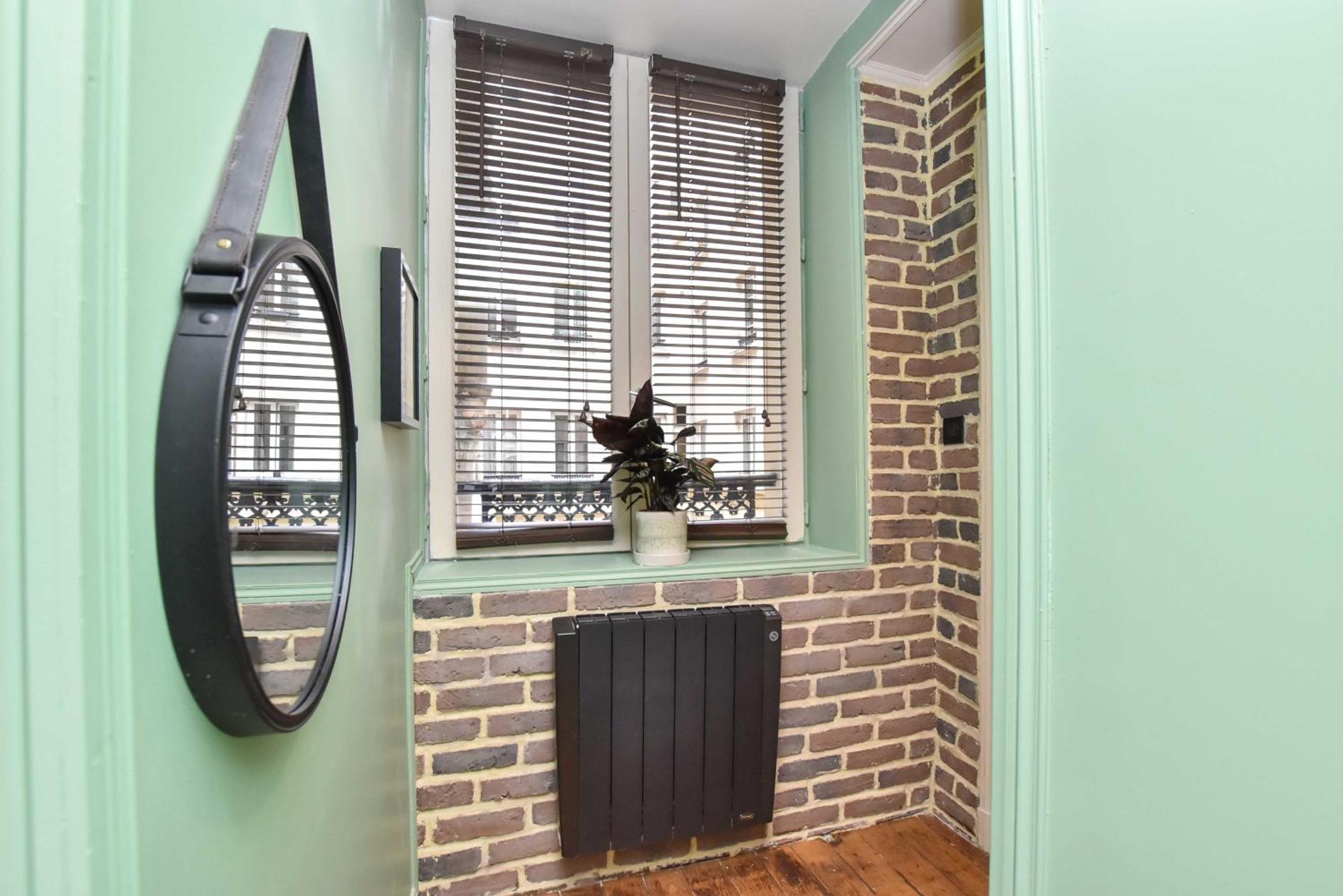Apartment Magnificent Apartment- 2br-6p - Republique