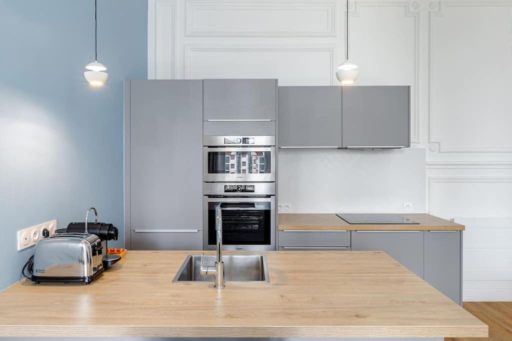 Newly Renovated Near La Madeleine Paris