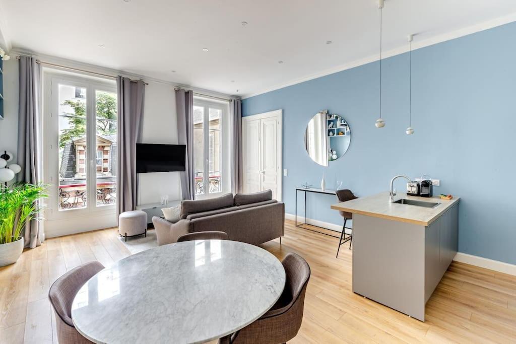 Apartment Newly Renovated Near La Madeleine Paris