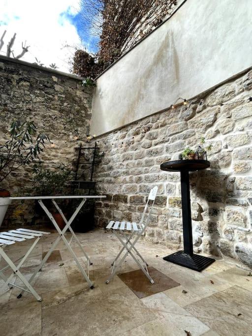 Grand Triplex Calme Avec Cour Privee Apartment *