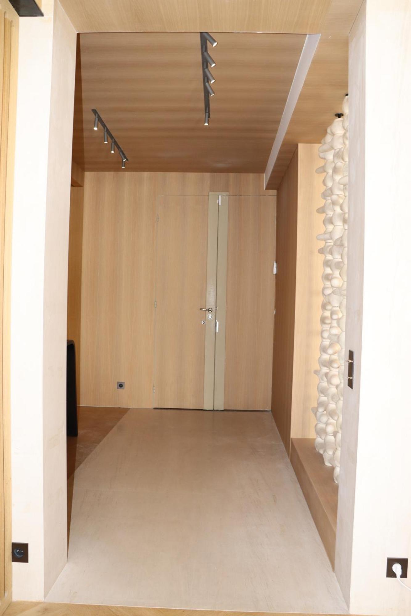 Luxueux Avec Balcon, Champs Elysees Apartment