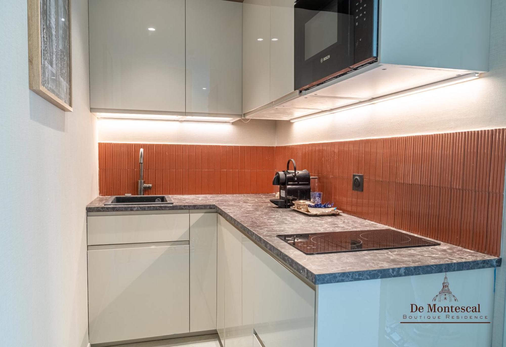 De Montescal - Hot Tub And Ac Cosy A Prime Location 40m2 Apartamento Paris