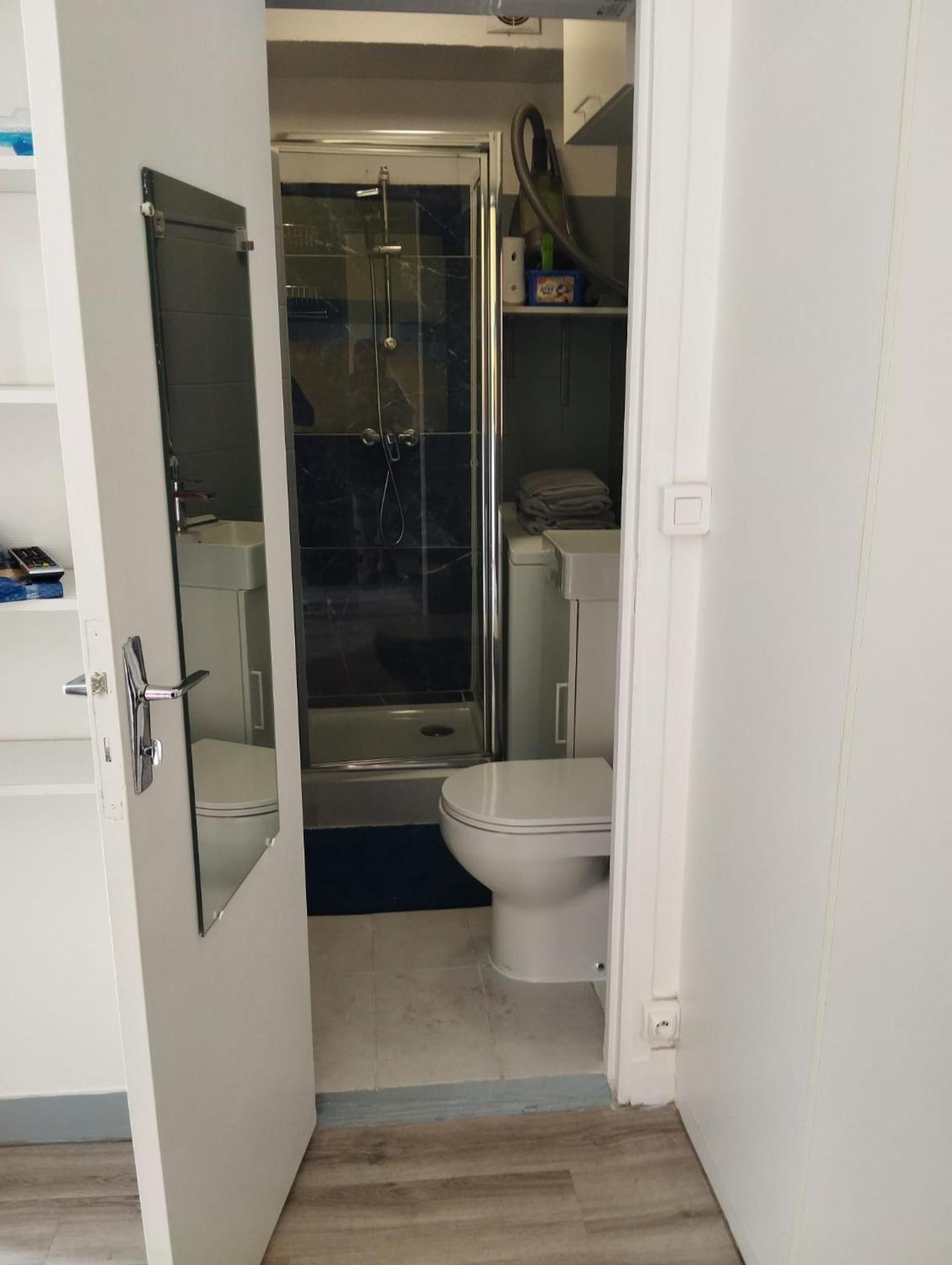 Apartment A Place De Clichy