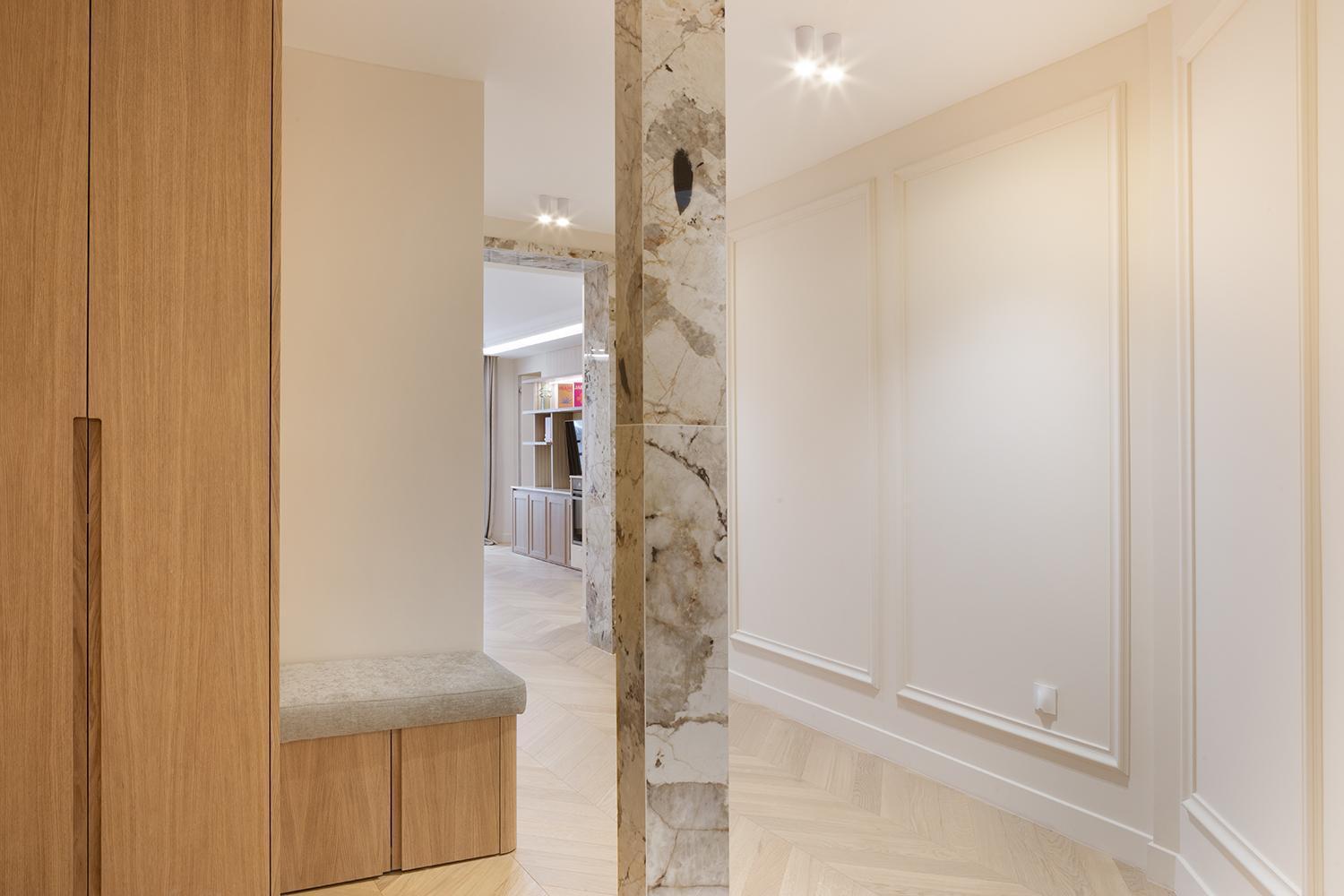 Pick A Flat's With Services In Opera Apartment *