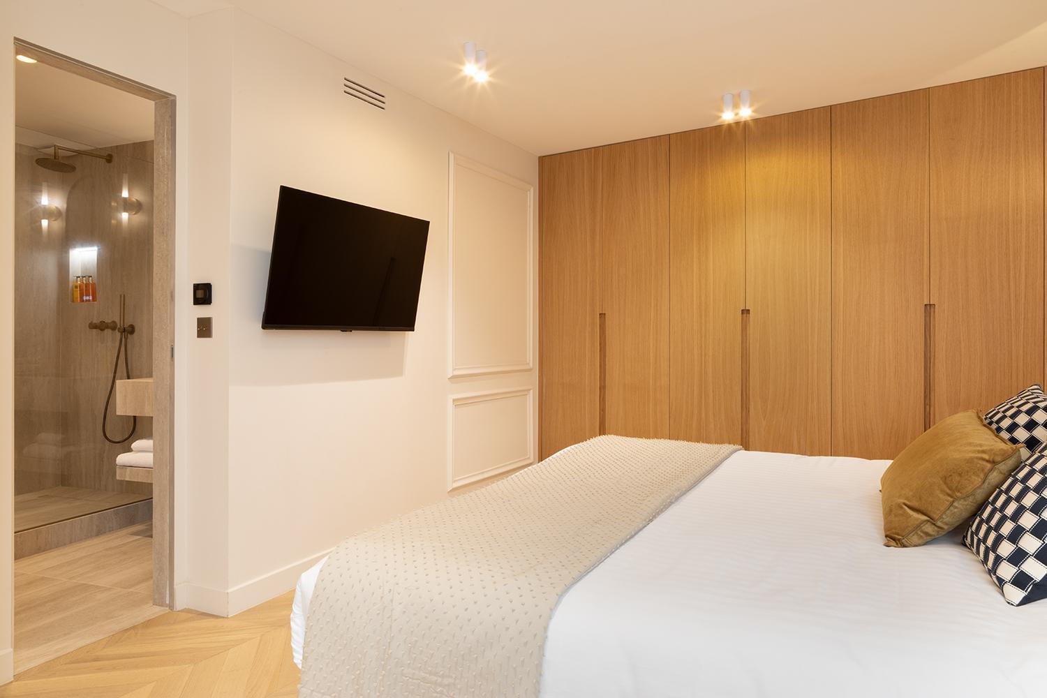 Apartment Pick A Flat's With Services In Opera Paris