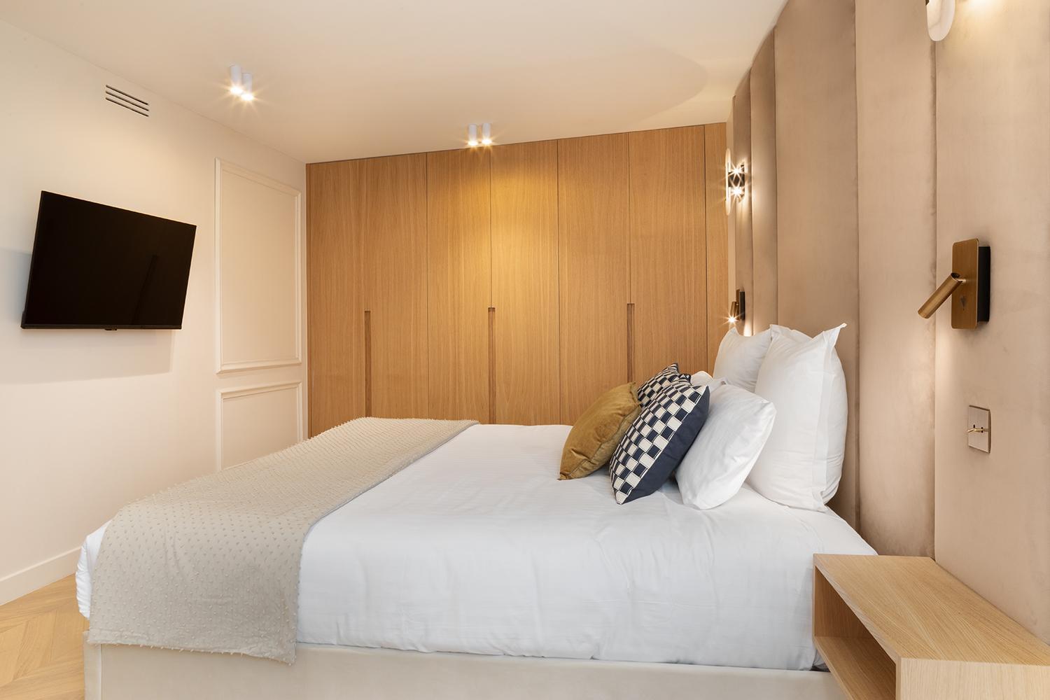Pick A Flat's With Services In Opera Apartment Paris