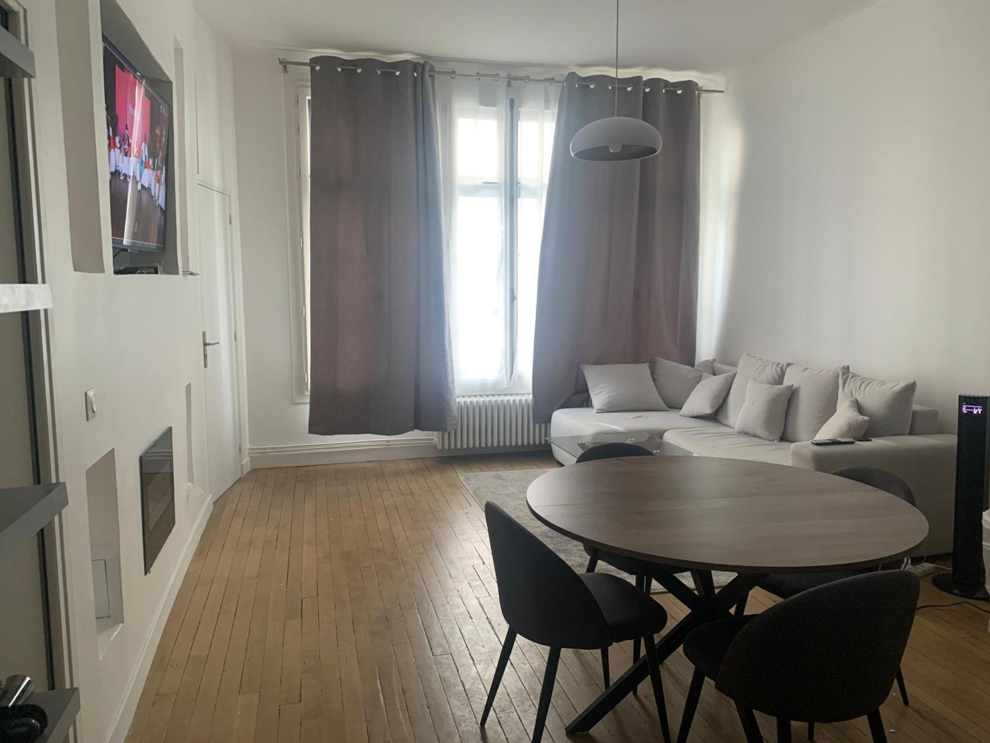 Apartment Two-bed - Saint-lazare *
