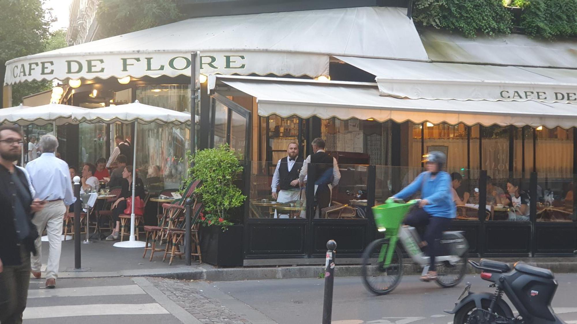 Apartment Gorgeous Place ,Center Paris,Close To Louvre Meusm And Eiffel Tour ,Front Metro