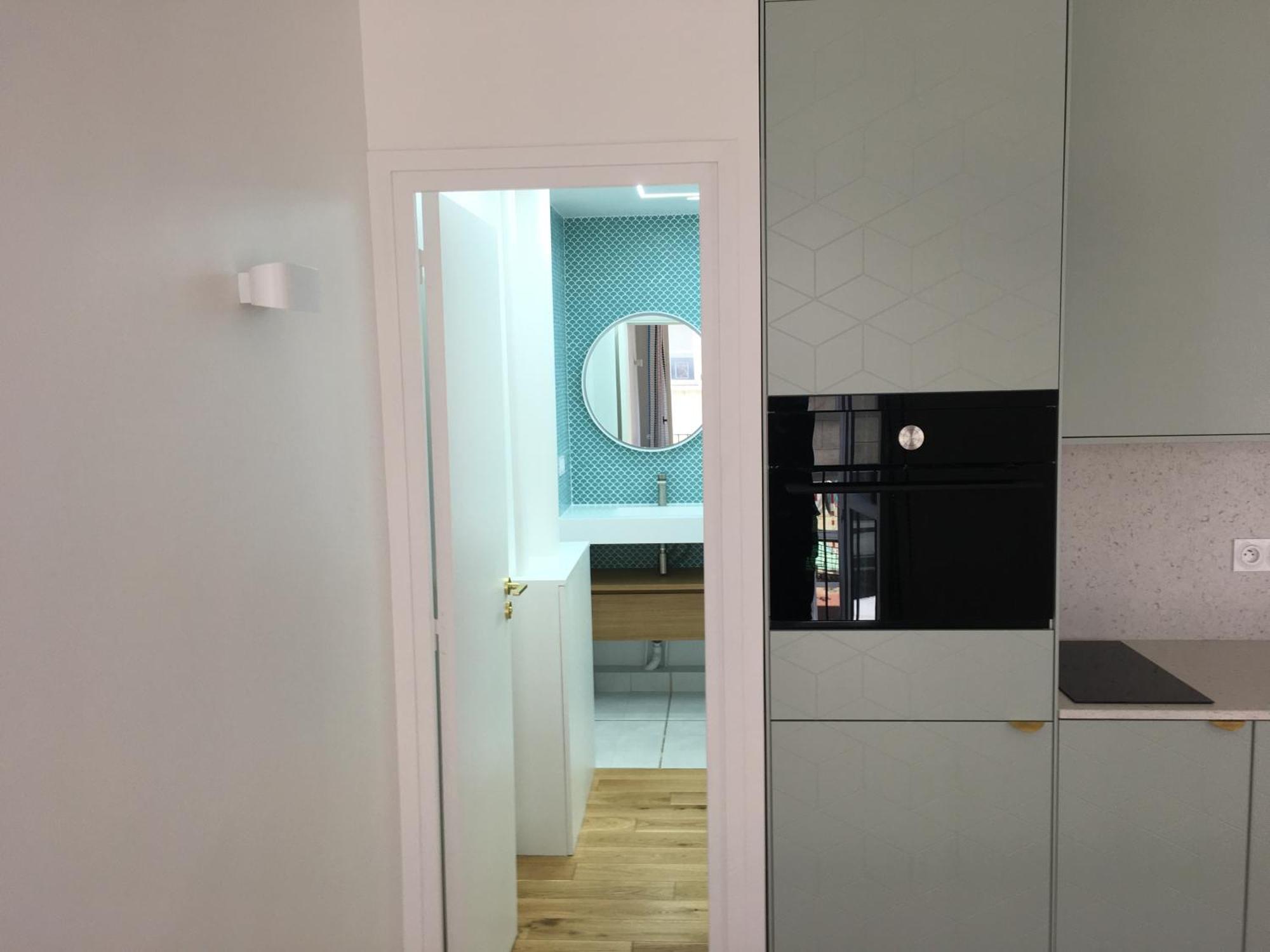 At Saint-paul, Le Marais Apartment *