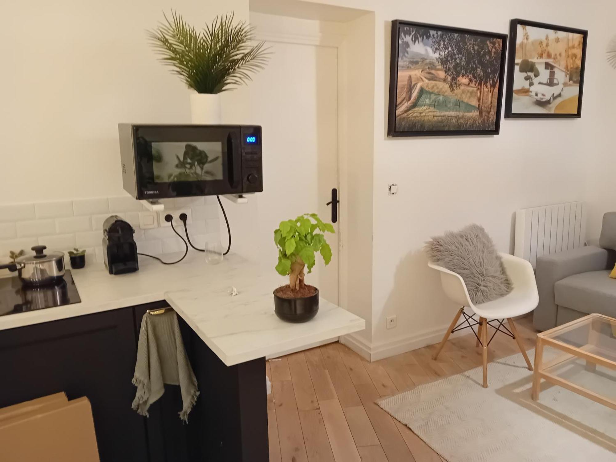 Gorgeous Place ,Center Paris,Close To Louvre Meusm And Eiffel Tour ,Front Metro Apartment Paris