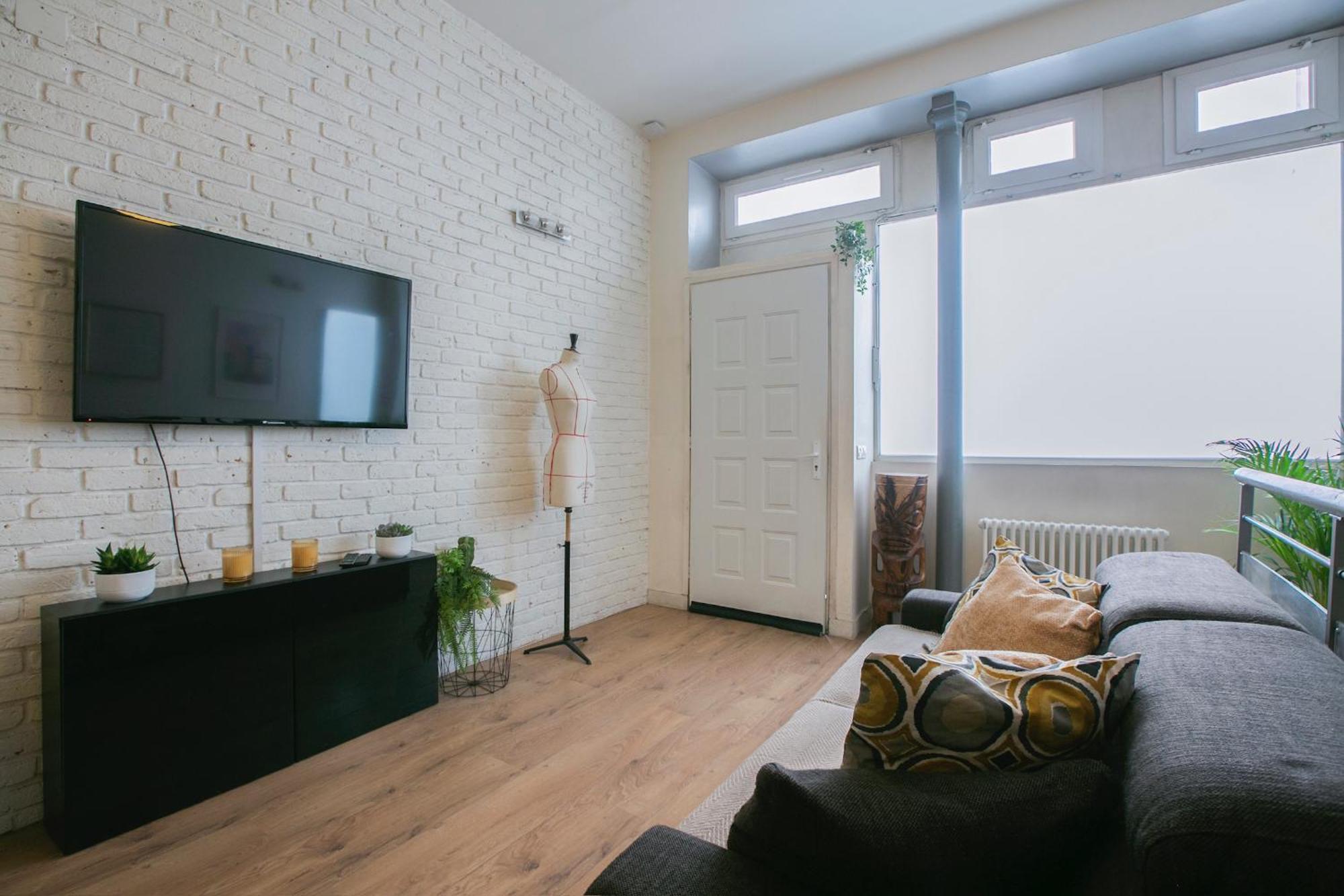 Appartement Loft In Batignolles Next To Montmartre - Lm17 Paris