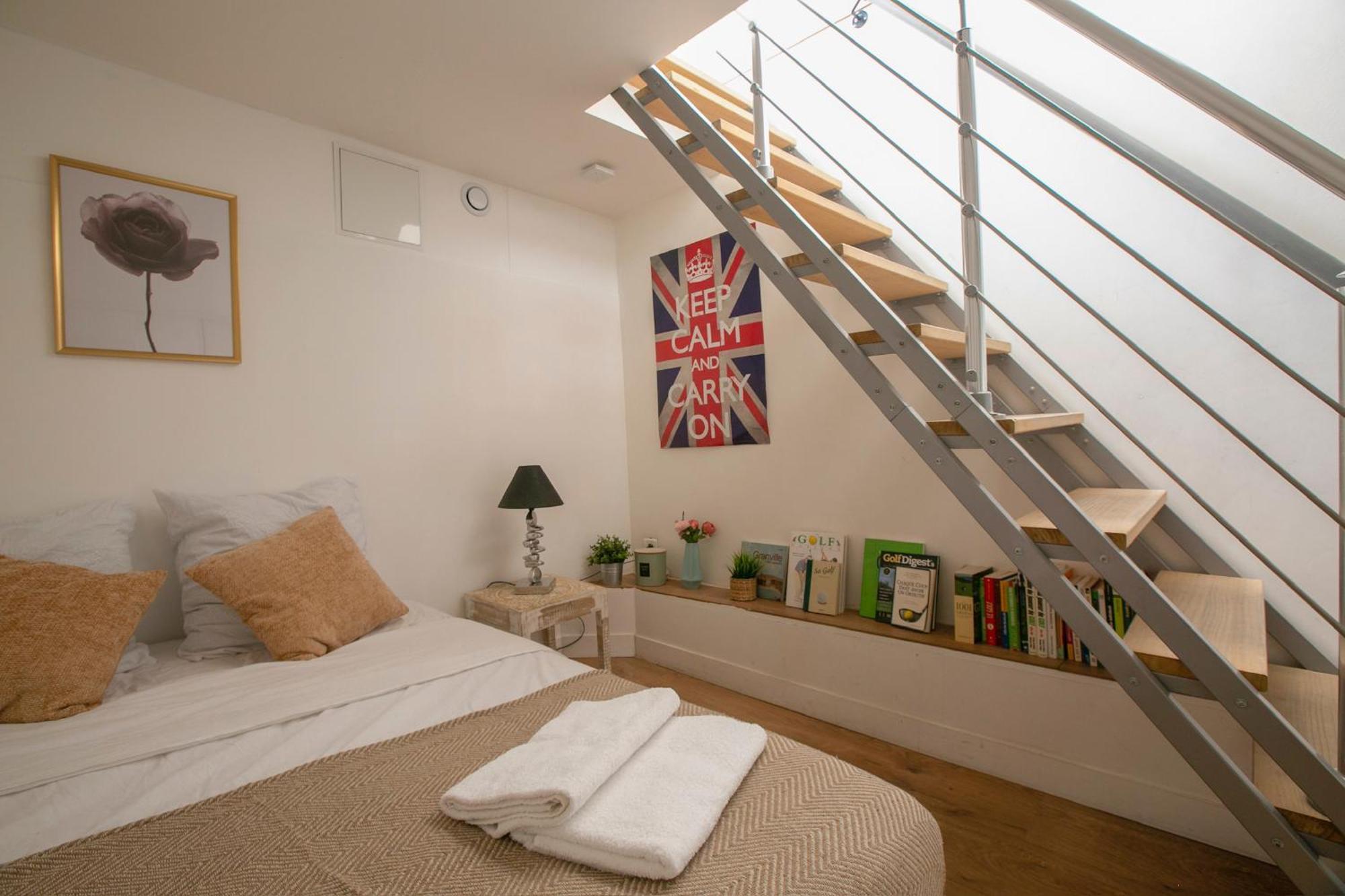 Appartement Loft In Batignolles Next To Montmartre - Lm17 Paris