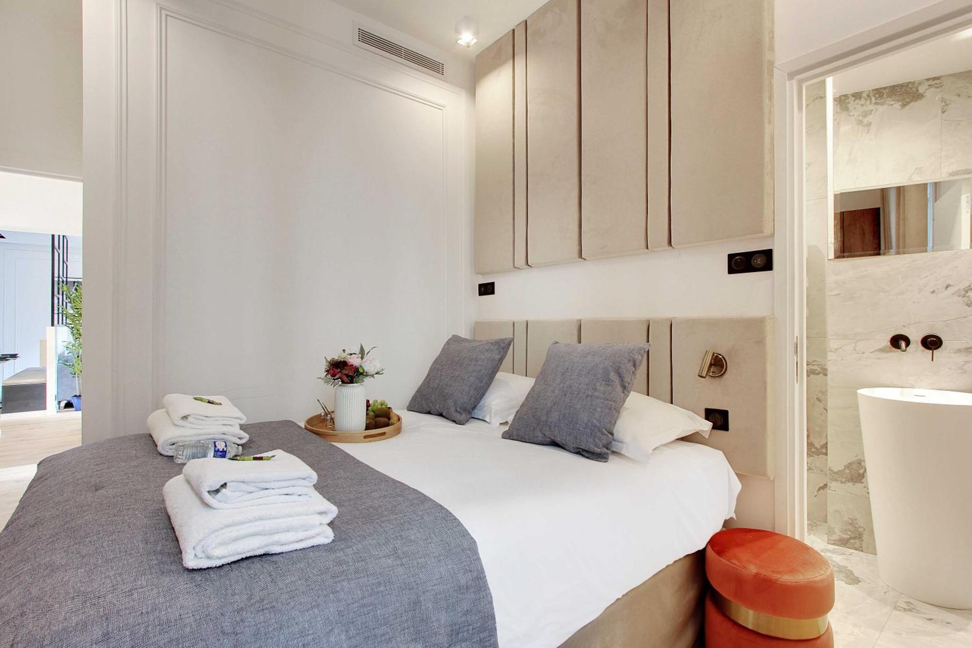 Apartment Luxury In The Heart Of Paris- 2br-6p - Bourse