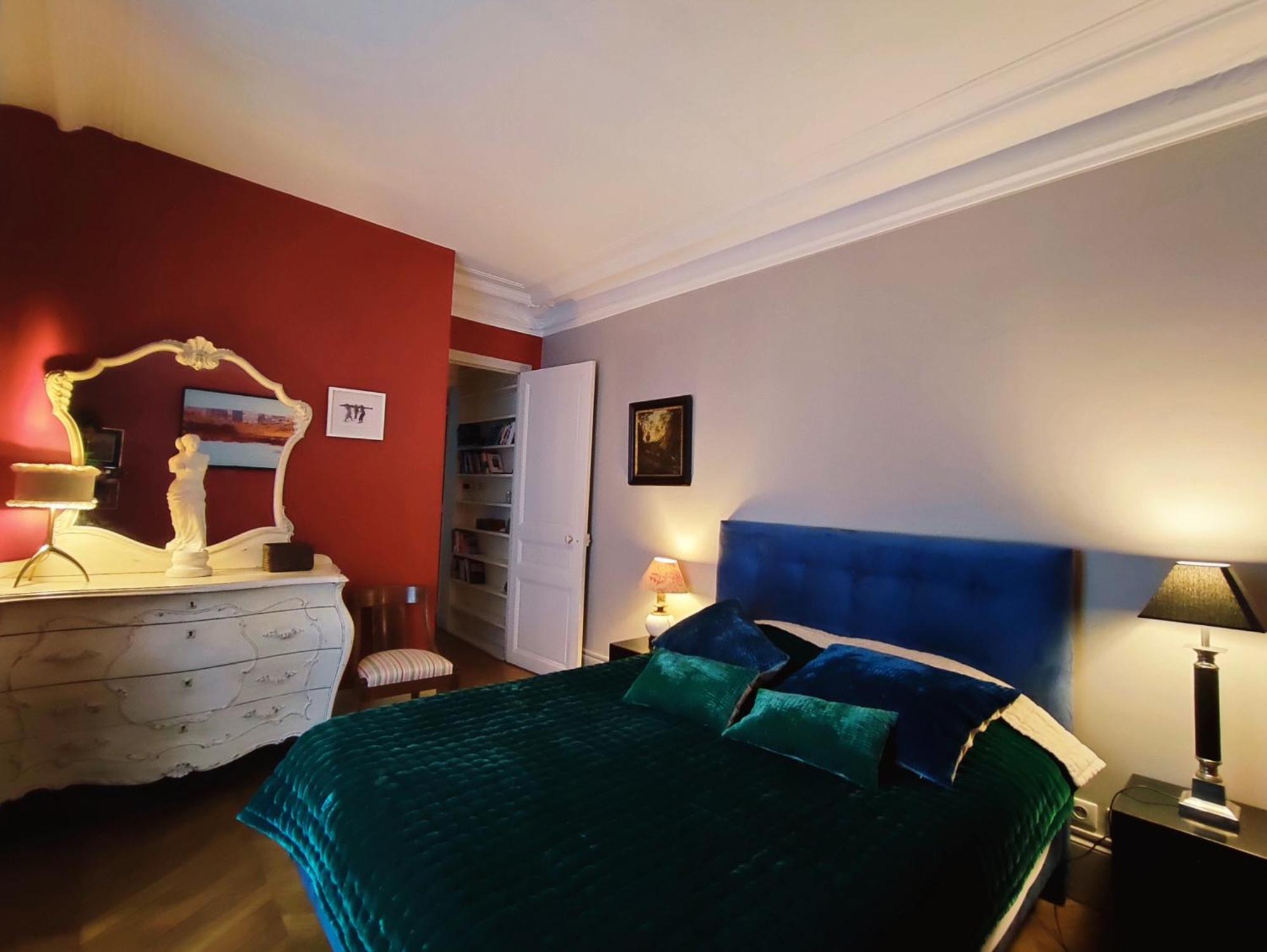 Rue De Berri - 8 Apartment *