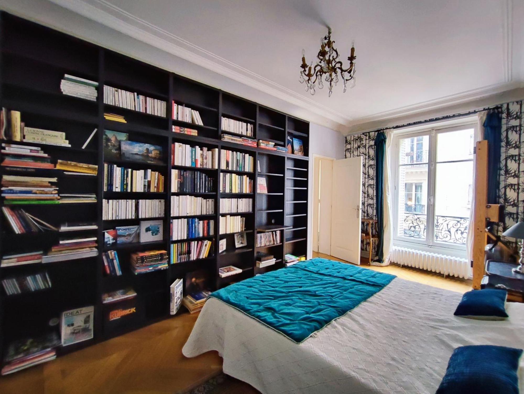 Apartment Rue De Berri - 8 *