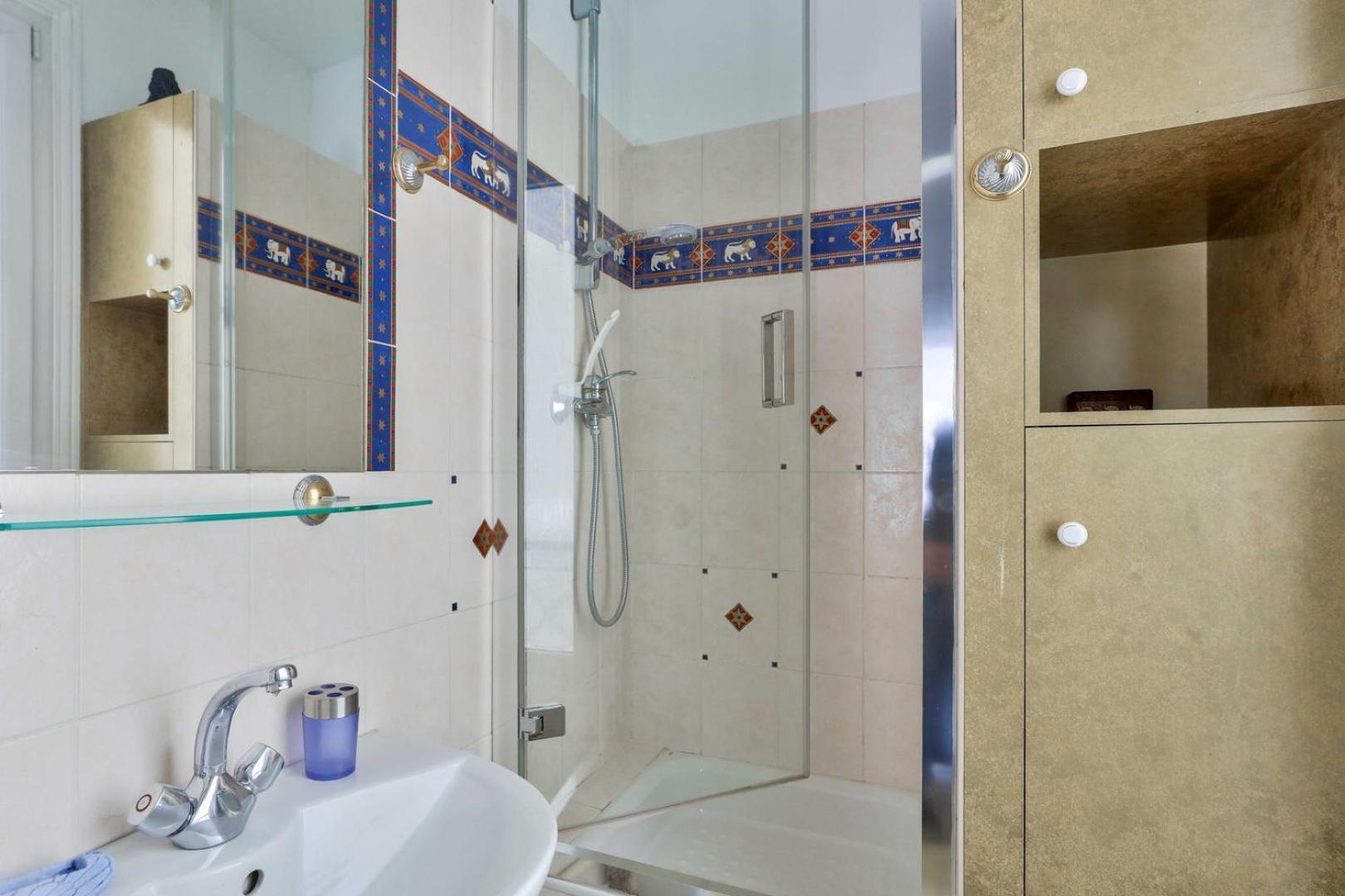 Appartement Guestready - Serene Near La *