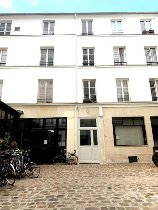 In The Heart Of Le Marais Paris