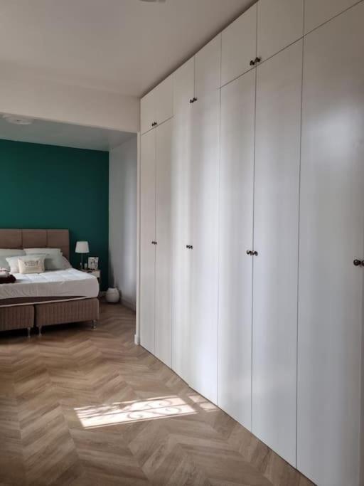 Renovated 16th Flat