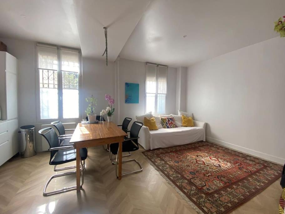 Renovated 16th Flat