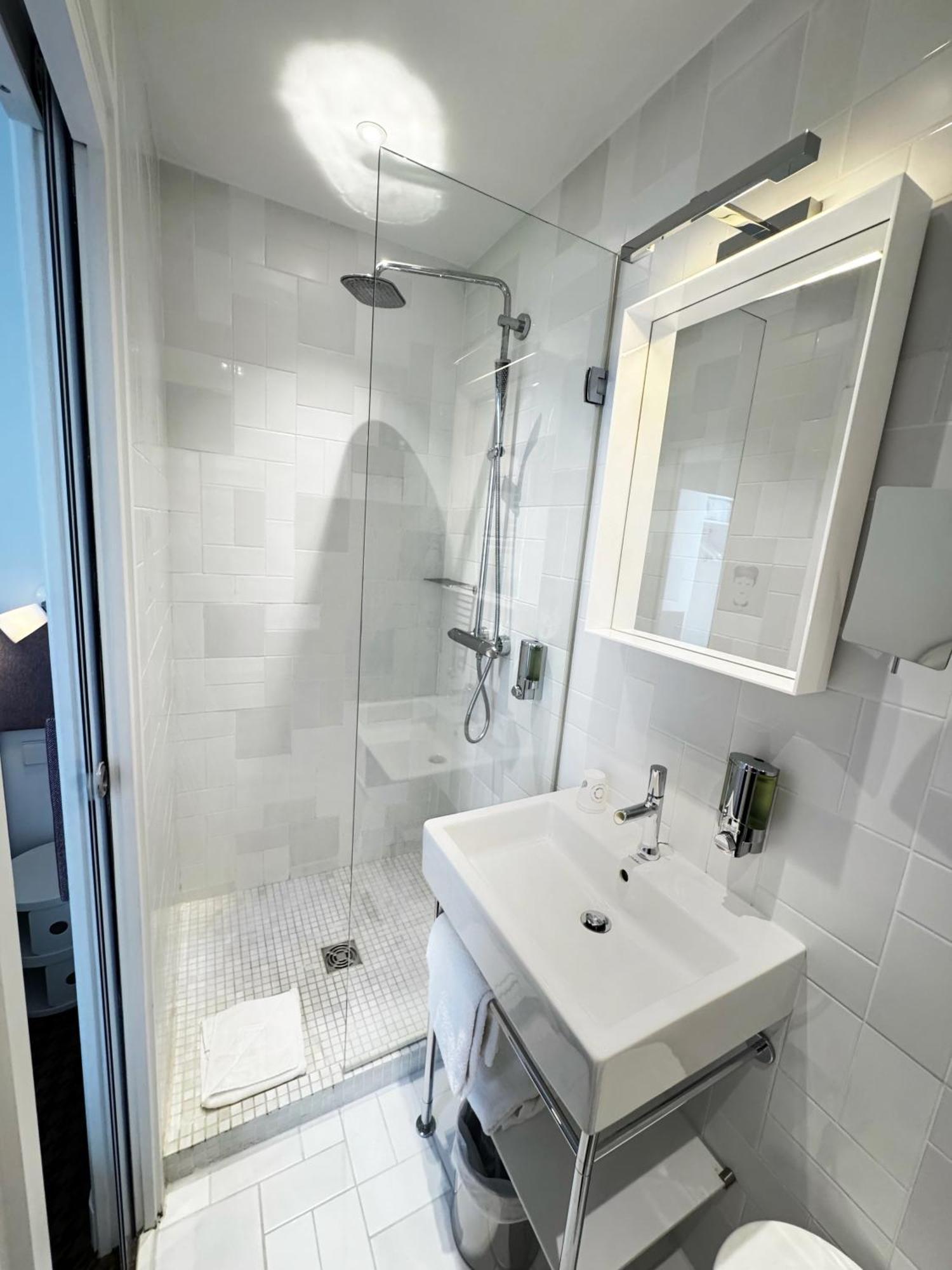 Mistral Hotel Paris