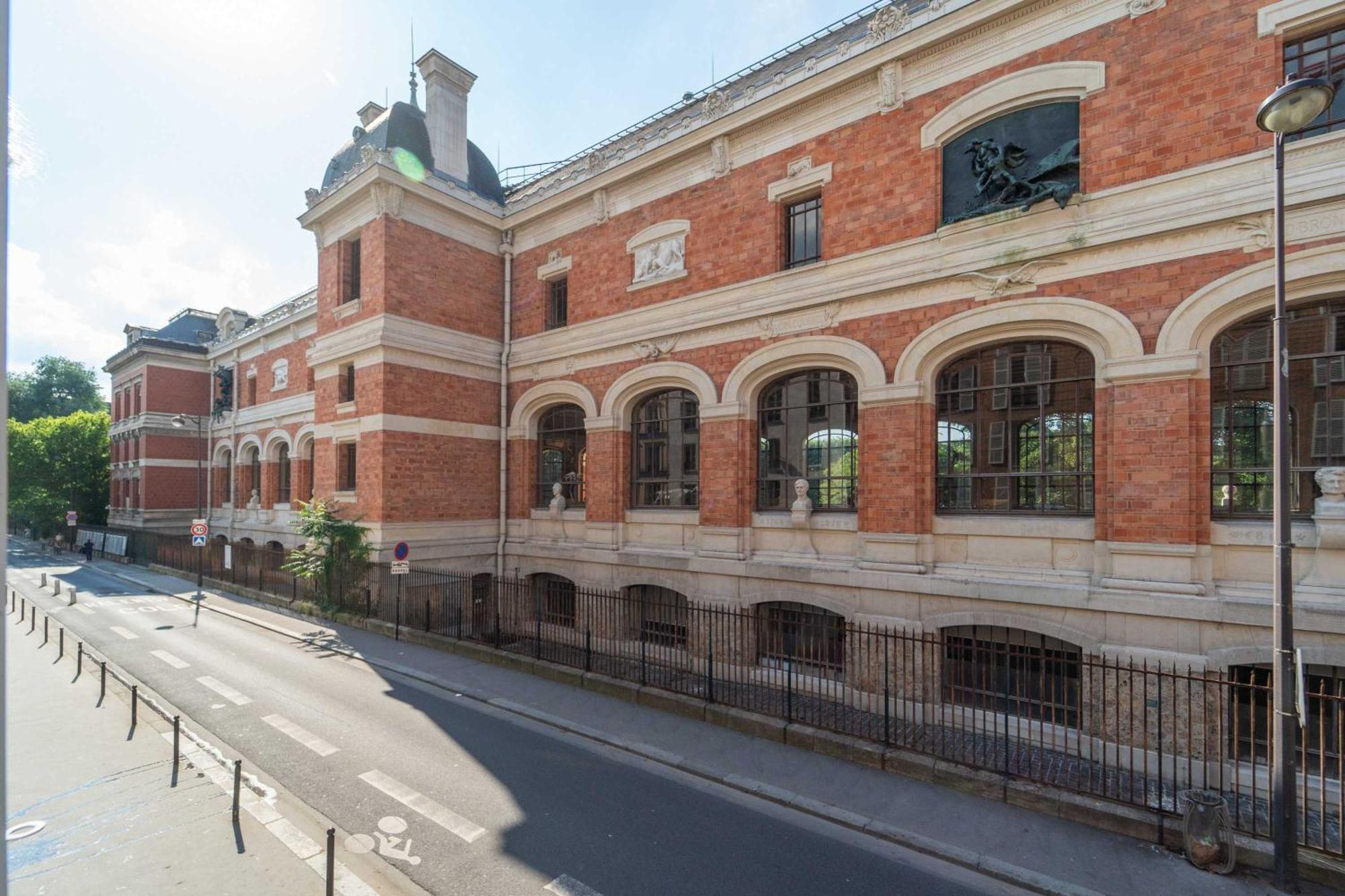 Jardin Des Plantes Apartment *