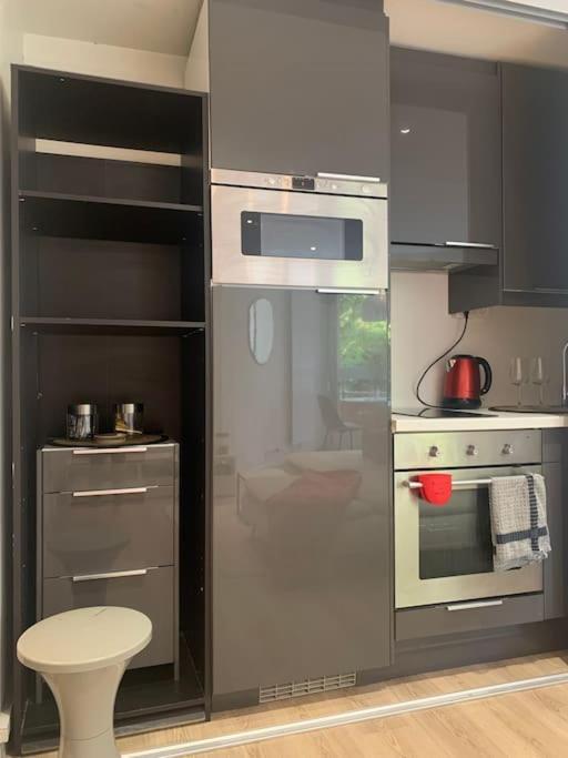 Apartment Parisien- Calme Et Lumineux -2 Pax