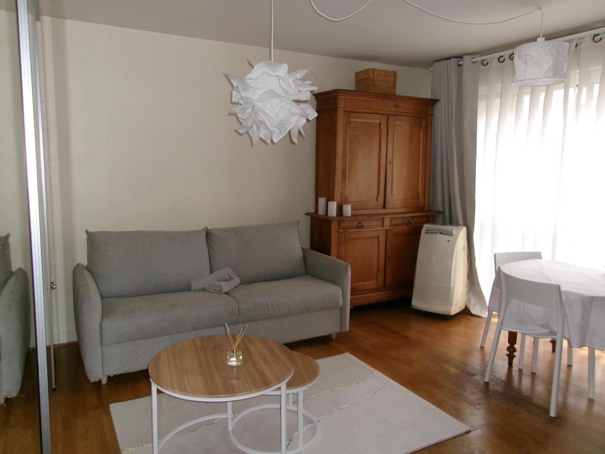 Vaste Appartement *