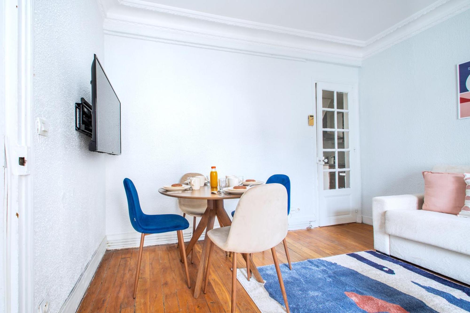 Apartment Blue And Pink Flat Next Montparnasse *