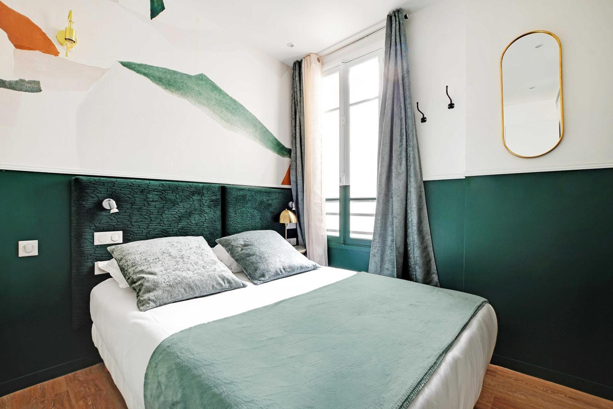 Beautiful For 2p With A-c - Near Montmartre Paris