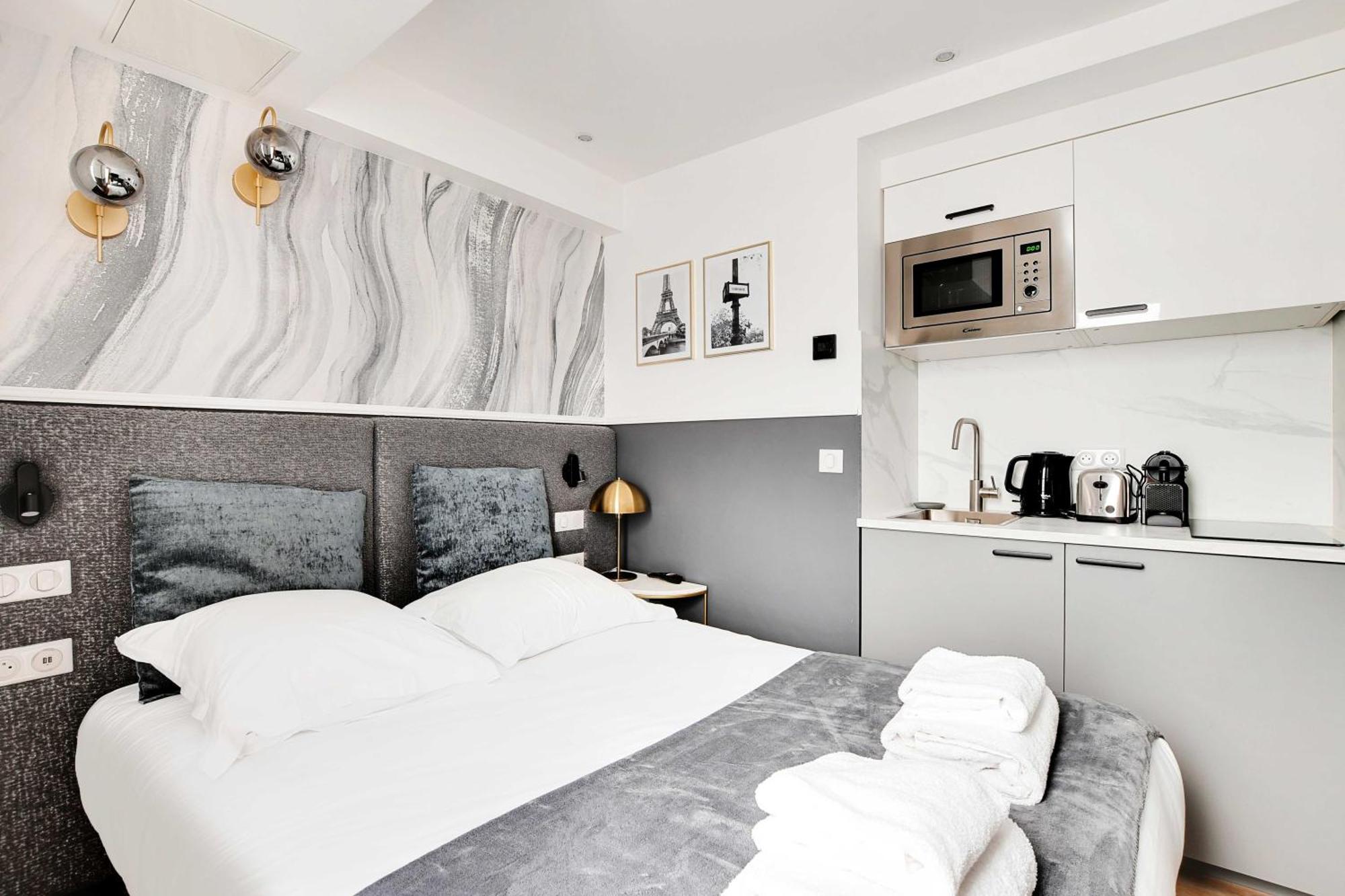 Comfort For 2p With A-c - Near Montmartre