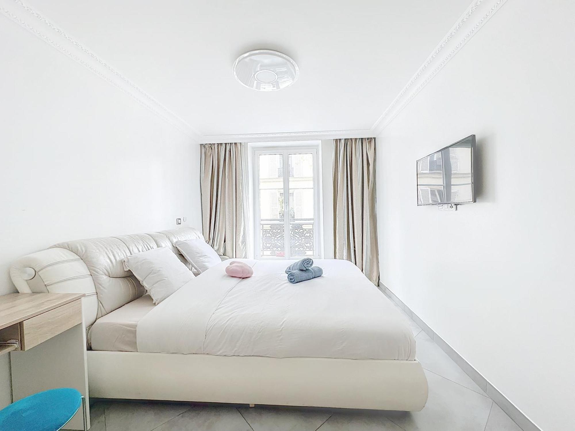 Appartement 118 - , Place De La Republique, 7 Personnes Paris