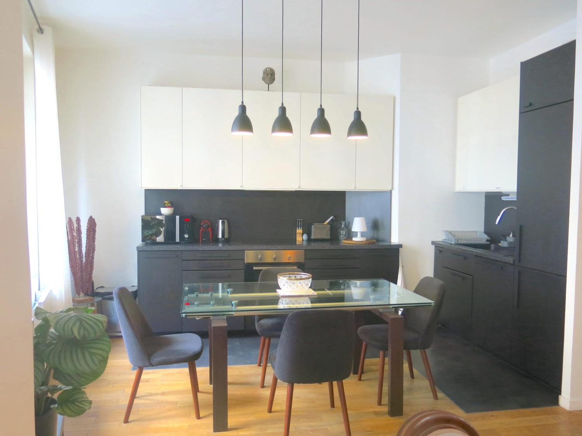 Roommate Share Colocation 1 Bedroom In Two Bedroom Luxe Marais Bretagne Citycosy *