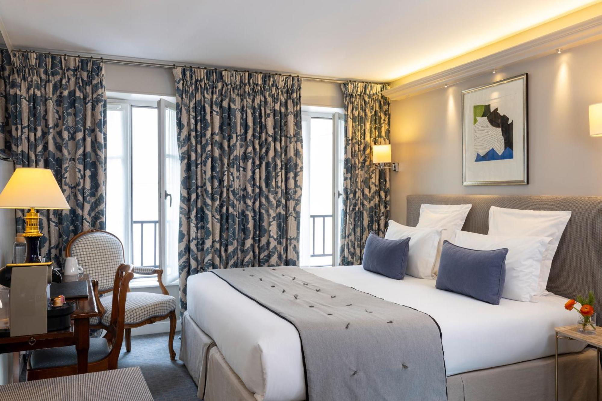 Le Relais Des Halles Hotel