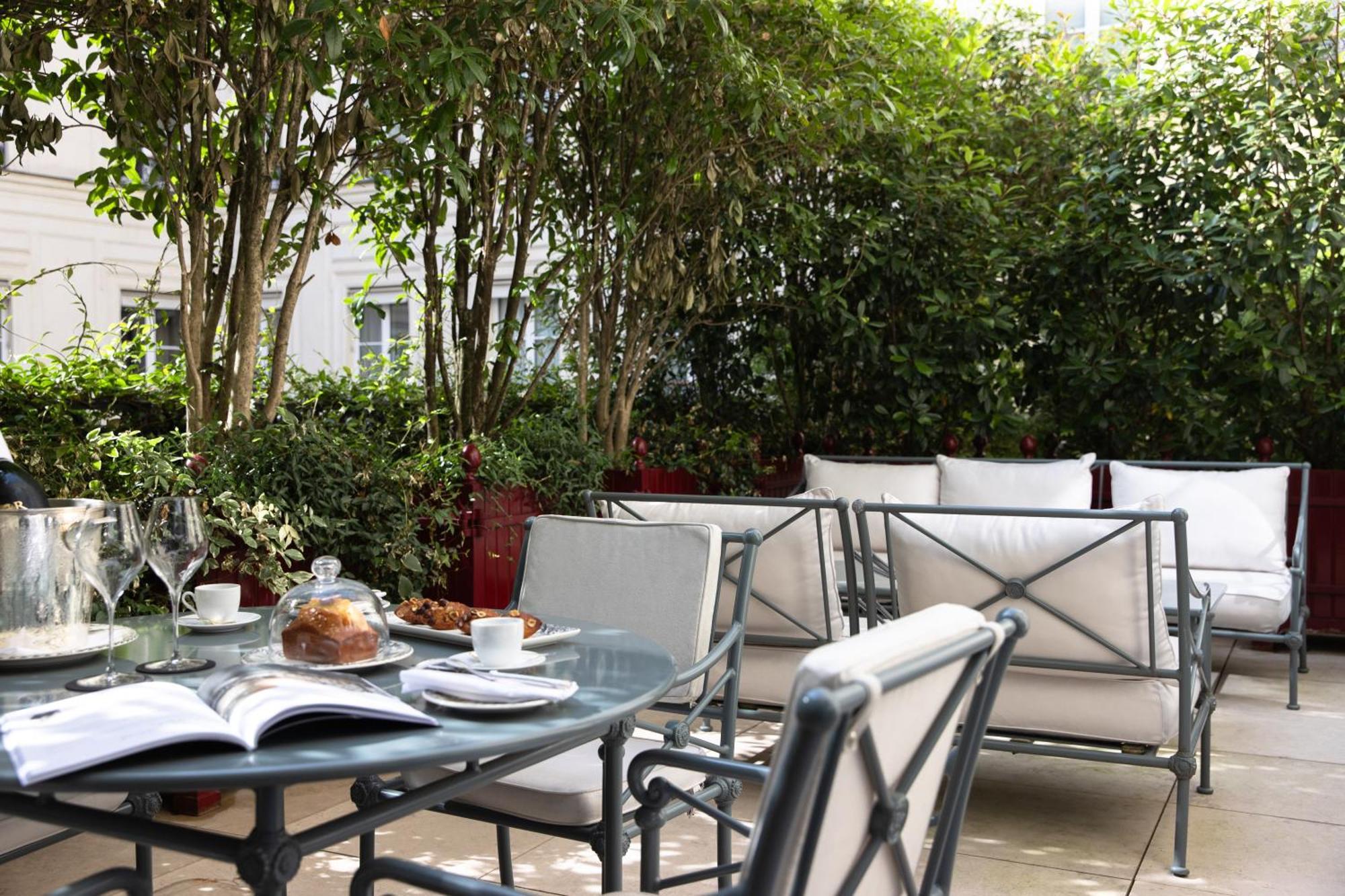 La Reserve & Hotel