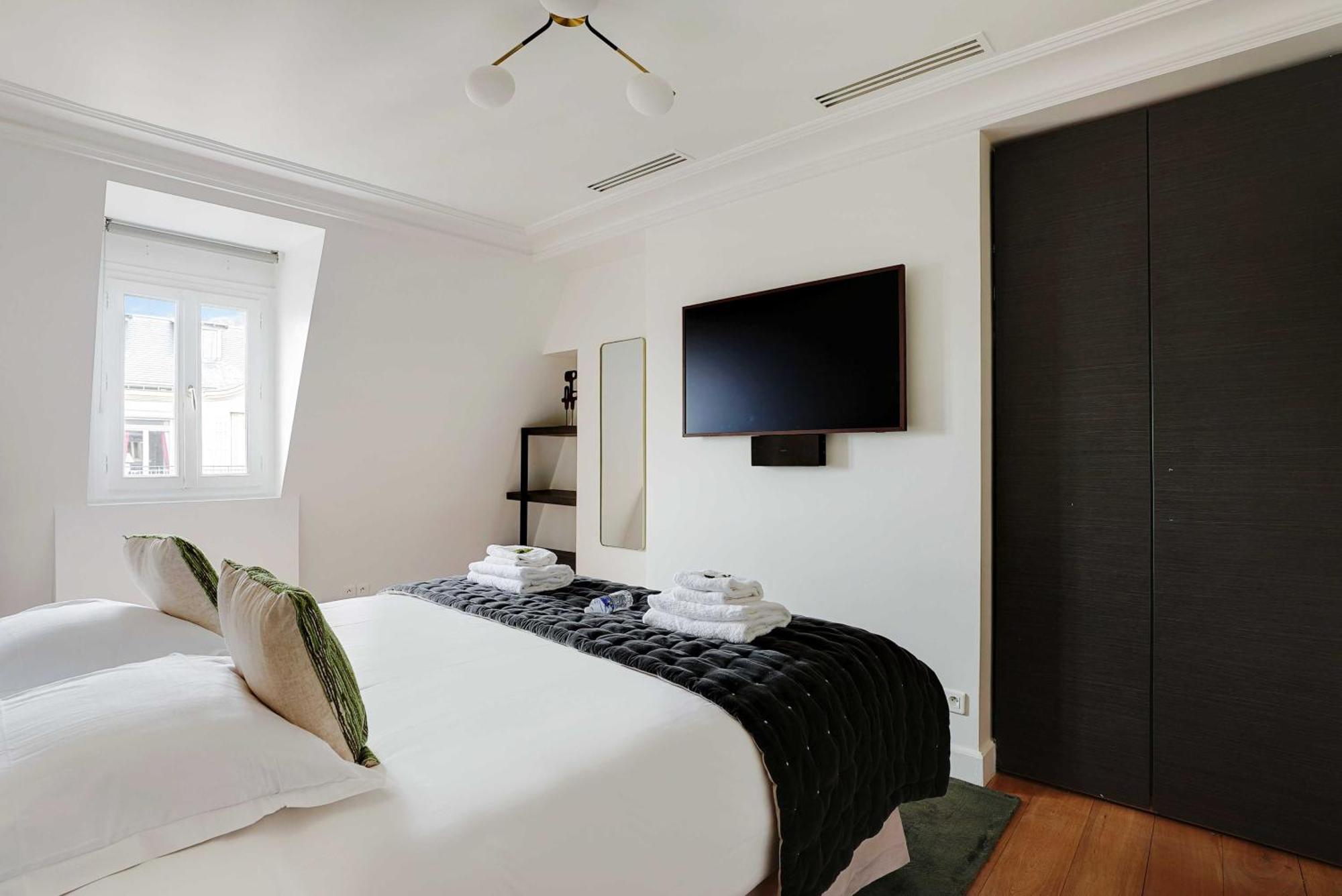 Sumptuous - 4ch-8p - Champs Elyseees Apartment