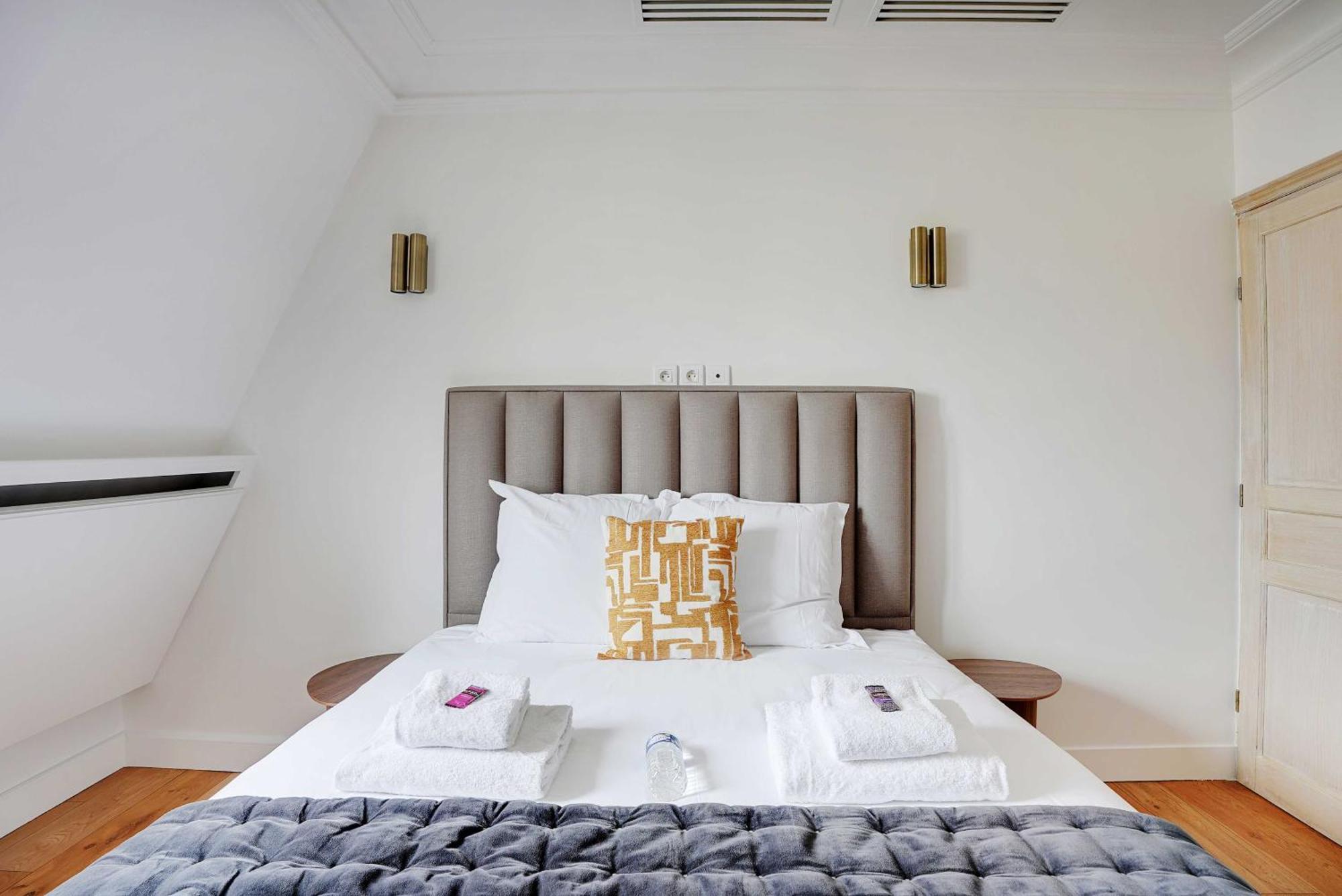 Sumptuous - 4ch-8p - Champs Elyseees Apartment *