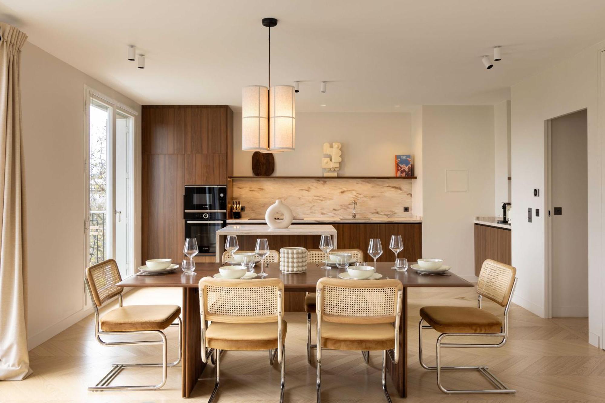 Apartment Spacious - 3br-8p - Eiffel Tower Paris