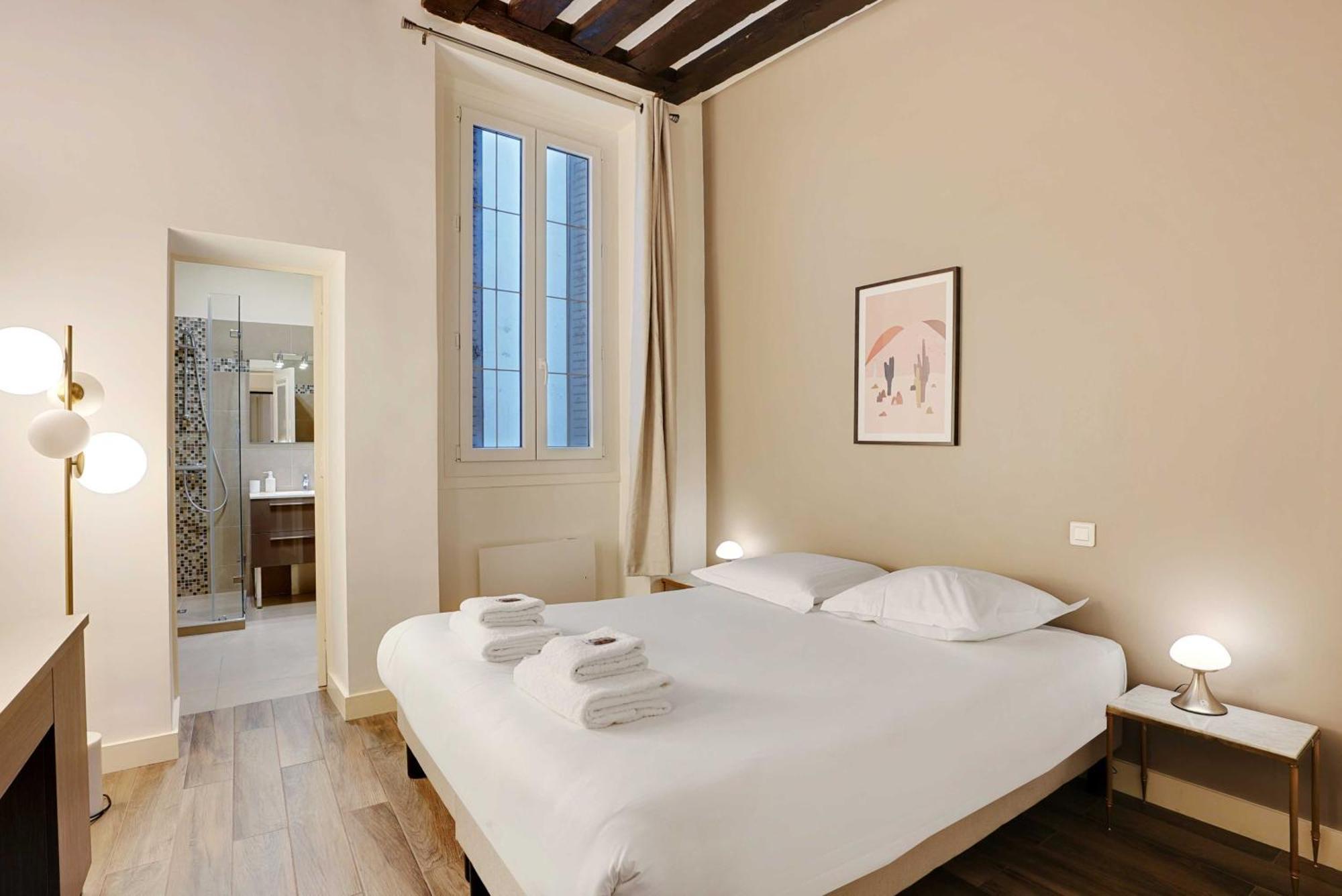 Elegant 2bdr 6p In The Heart Of The 5th Arrondissementt * Paris